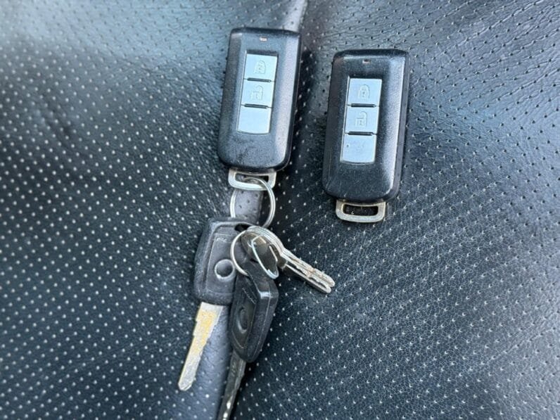 Mitsubishi L 200 2020