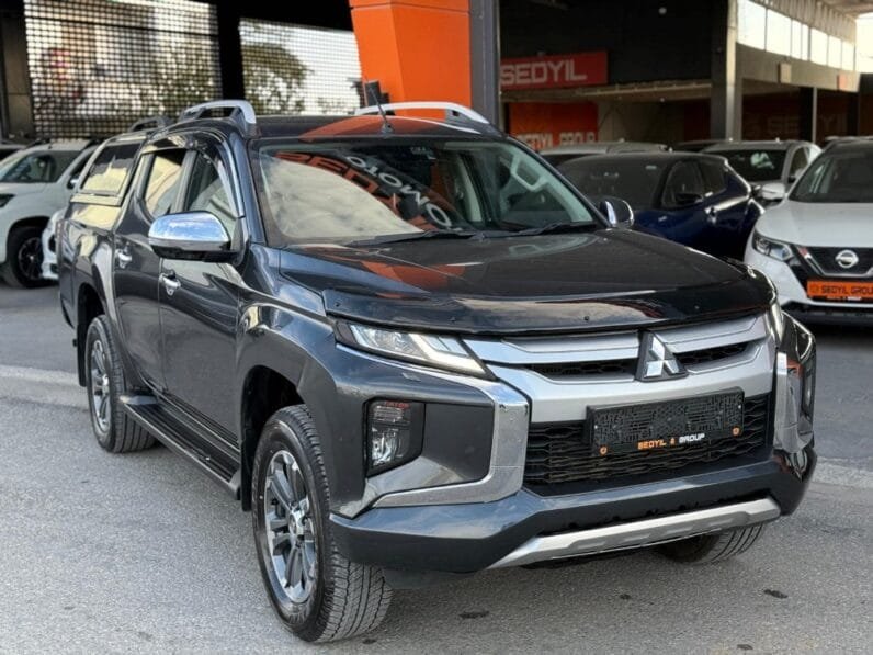 Mitsubishi L 200 2020