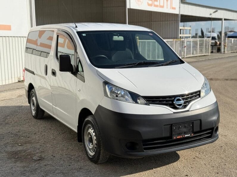 Nissan NV200 2020