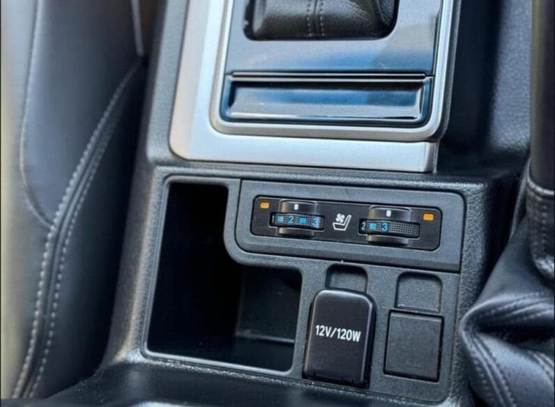 Toyota Land Cruiser Prado 2023