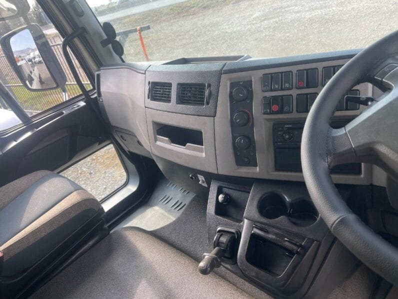 Volvo FL Uzun Box Kasa 2017