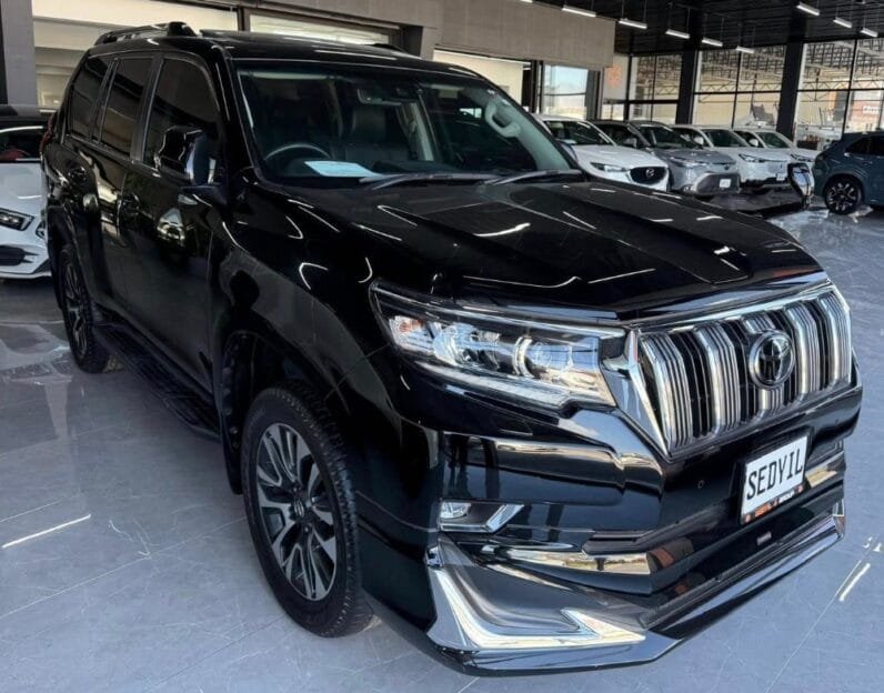 Toyota Land Cruiser Prado 2023