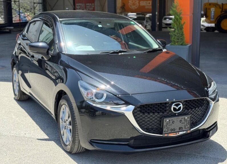 Mazda 2 2022