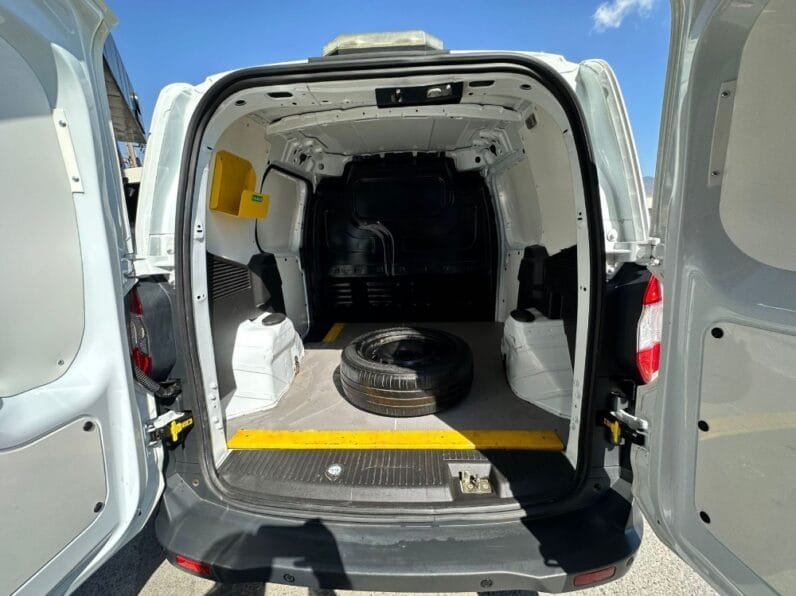 Ford Transit Courier 2018