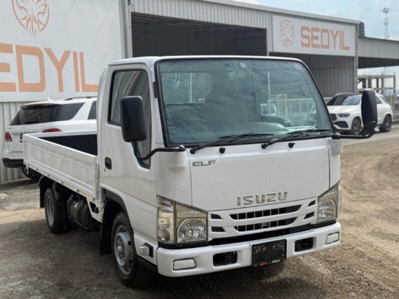 Isuzu Elf 2016
