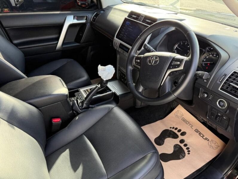 Toyota Land Cruiser 2023