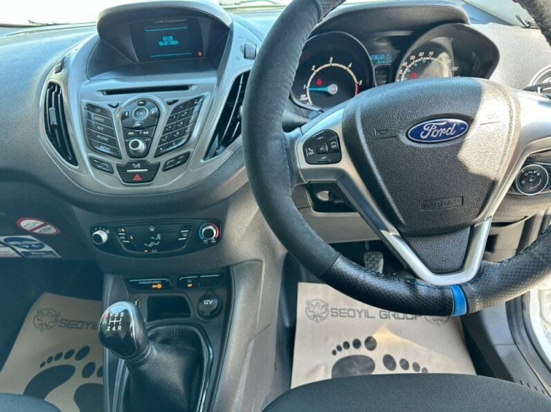 Ford Transit Courier 2018