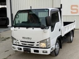 Isuzu Elf 2016