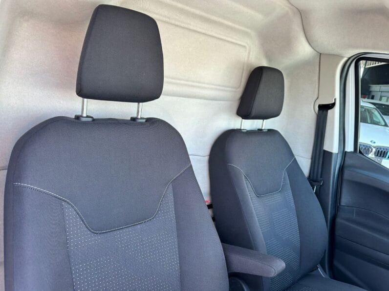 Ford Transit Courier 2018