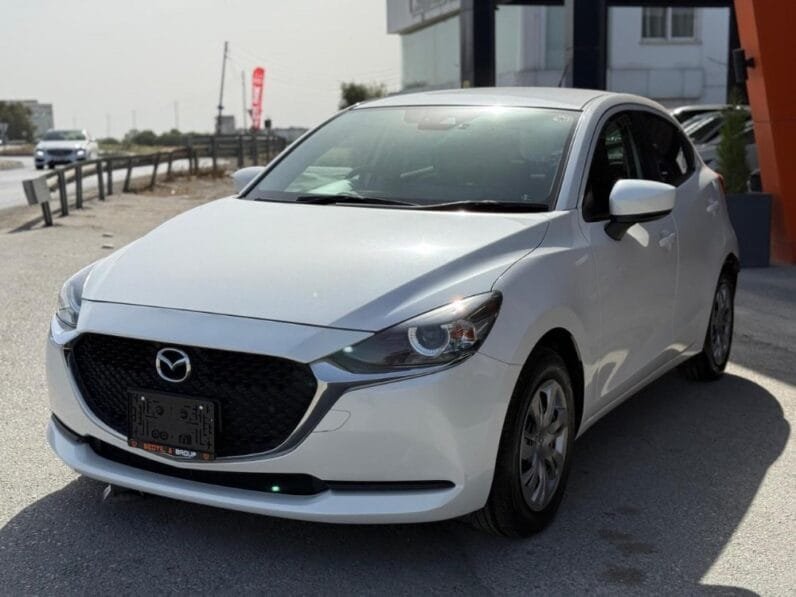 Mazda 2 2022