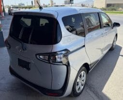 Toyota Sienta 2022