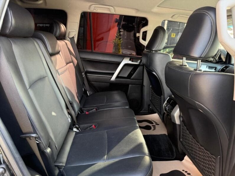 Toyota Land Cruiser 2023