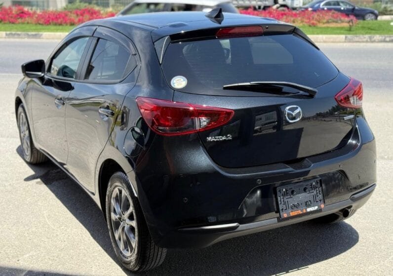 Mazda 2 2022