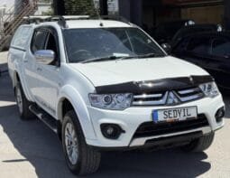 Mitsubishi L 200 2015
