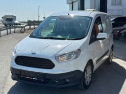 Ford Transit Courier 2018