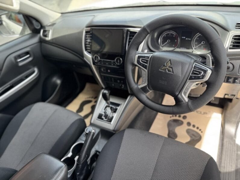 Mitsubishi L 200 2021