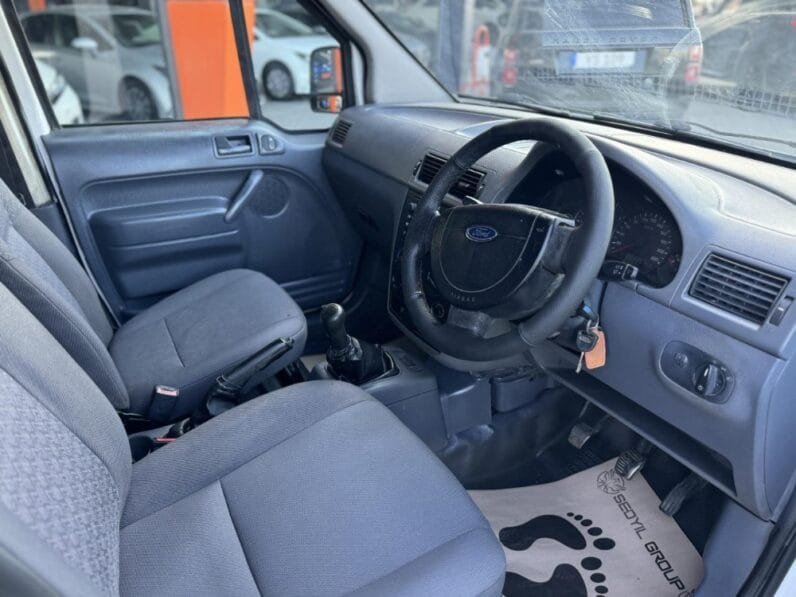 Ford Transit Connect 2004