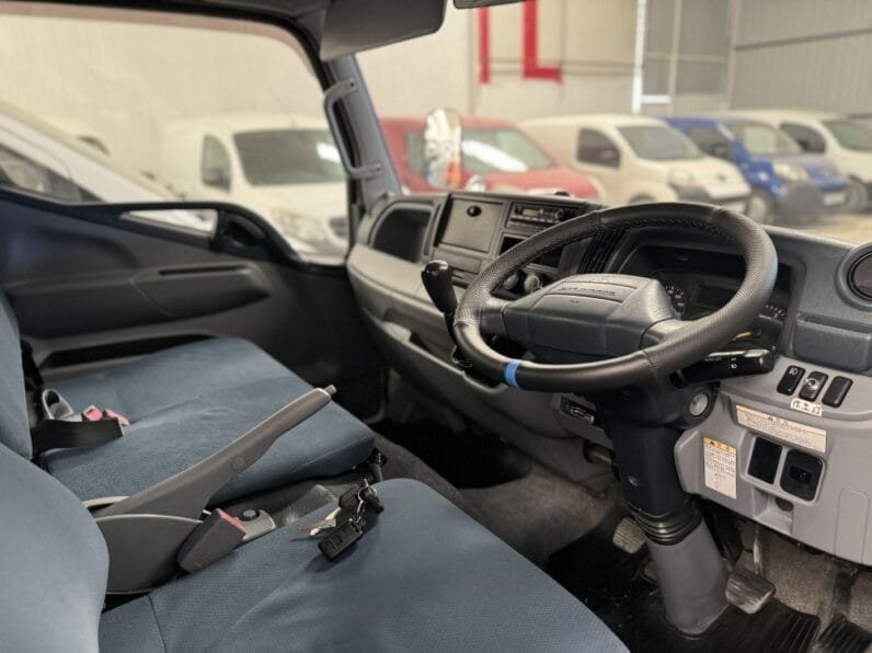 Mitsubishi Fuso 2015