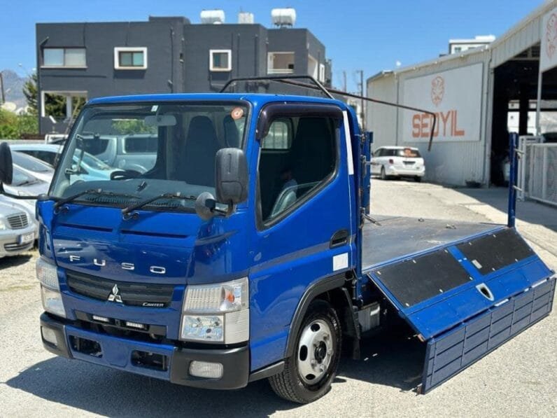 Mitsubishi Fuso 2015