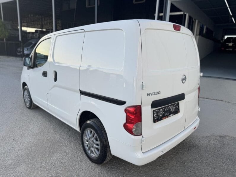 Nissan NV200 2014