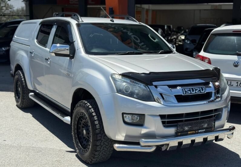 Isuzu D-Max 2015