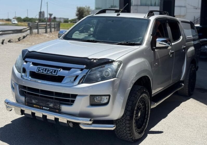 Isuzu D-Max 2015