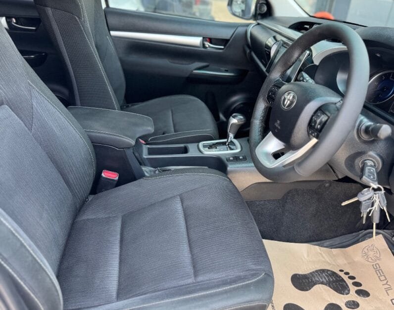 Toyota Hilux 2021