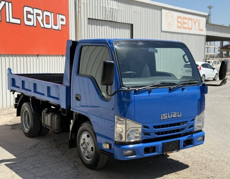Isuzu Elf 2017