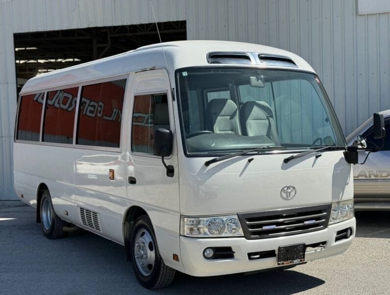 Toyota Coaster 2015