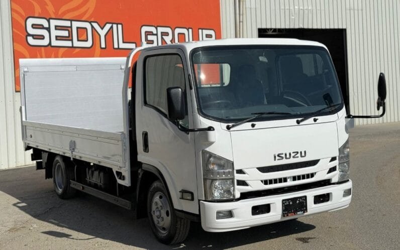 Isuzu Elf 2015