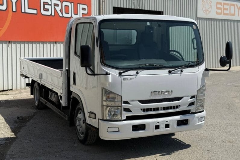 Isuzu Elf 2016