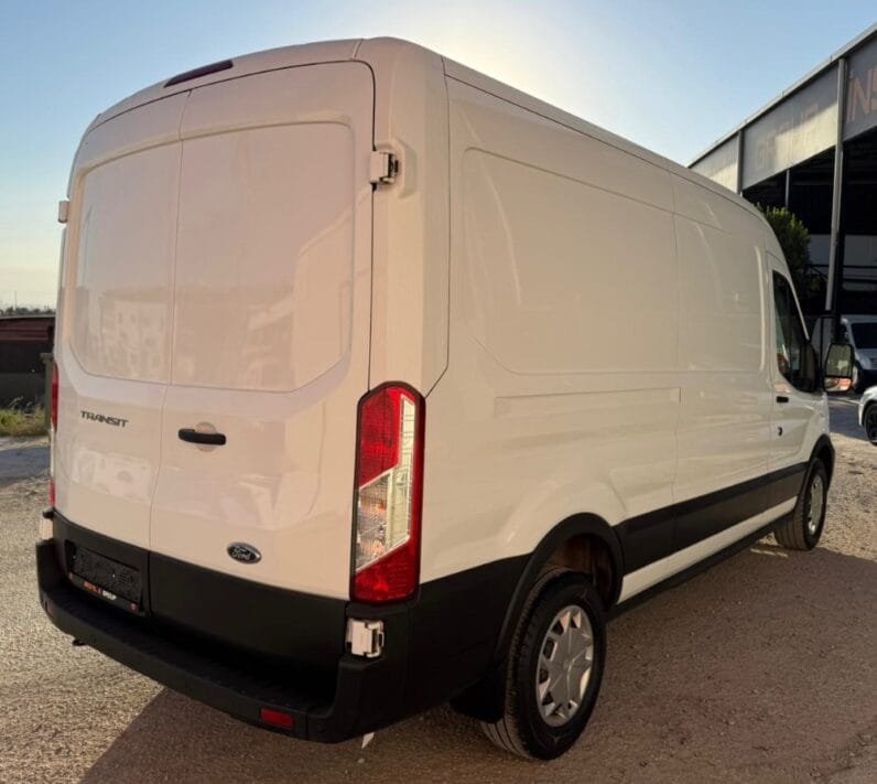 Ford Transit 2022