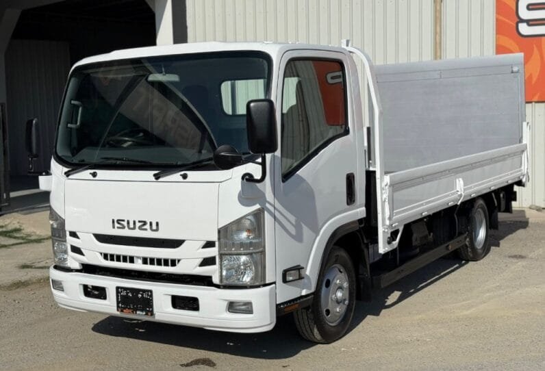 Isuzu Elf 2015