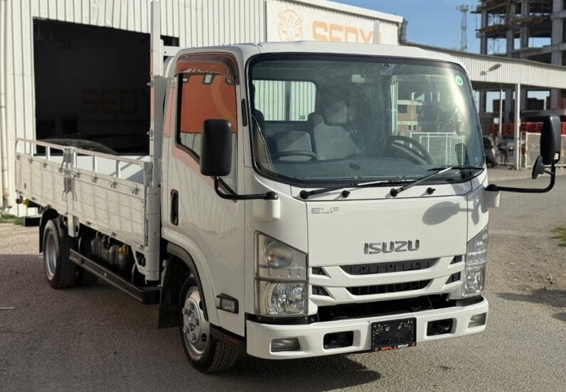 Isuzu Elf 2017
