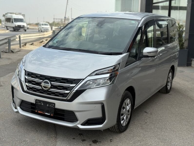 Nissan Serena 2023