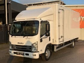 Isuzu Forward 2020