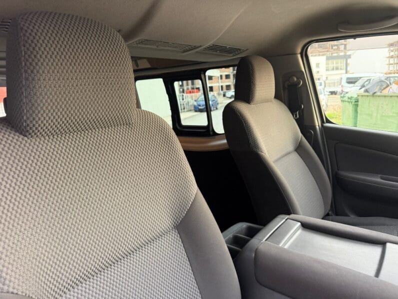 Nissan NV350 2019