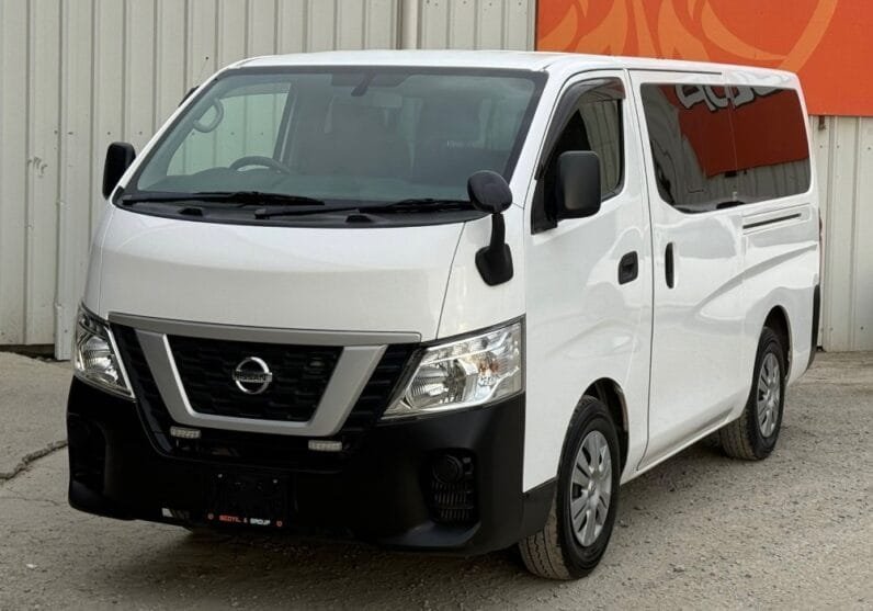 Nissan NV350 2019