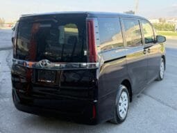 Toyota Noah 2021