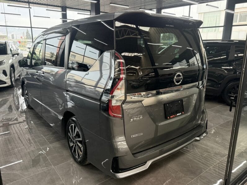 Nissan Serena 2022