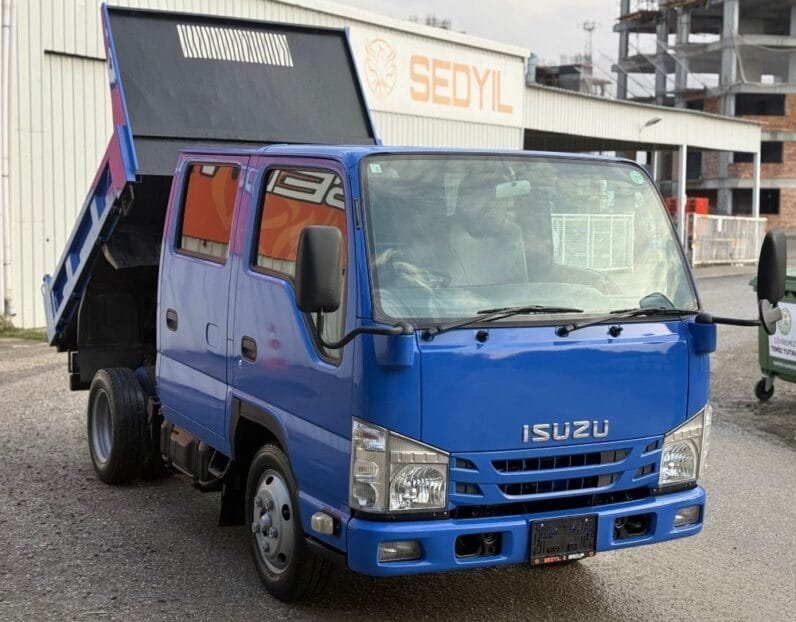 Isuzu Elf 2016