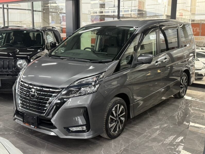 Nissan Serena 2022