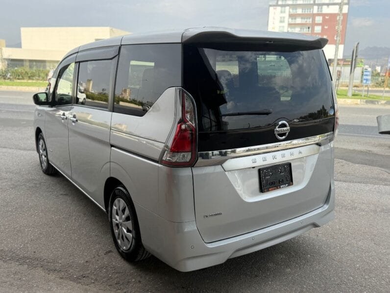 Nissan Serena 2021