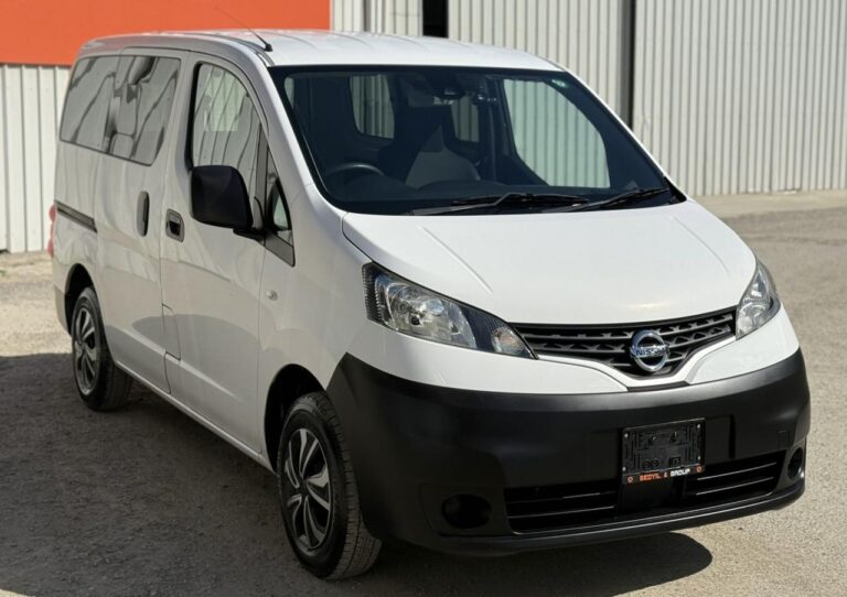 Nissan NV200