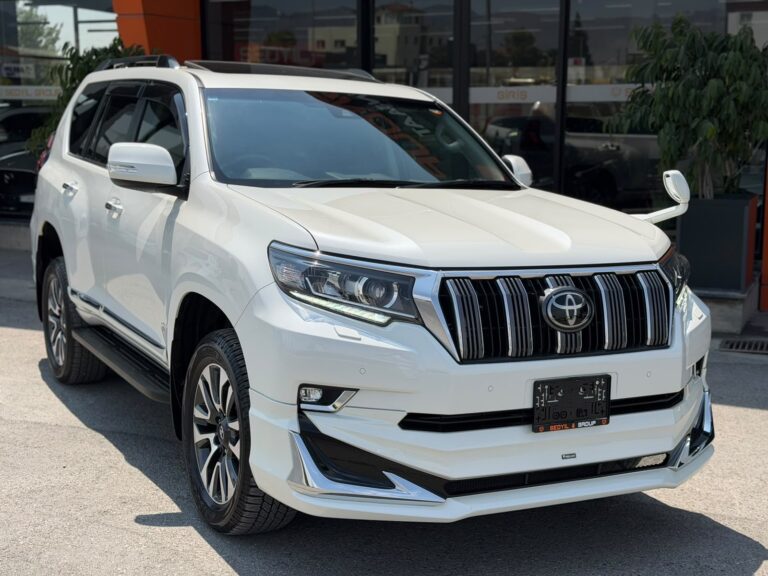 Toyota Landcrusier Prado