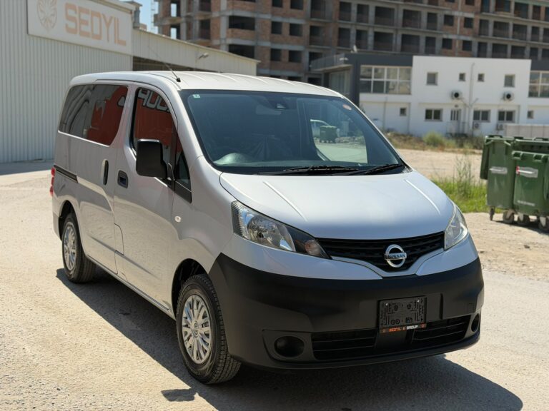 Nissan NV200