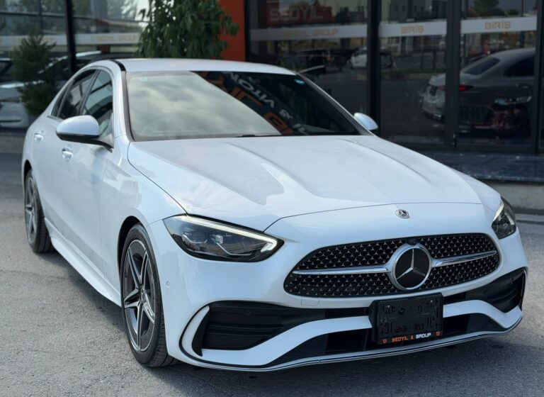 Mercedes-Benz C-Class