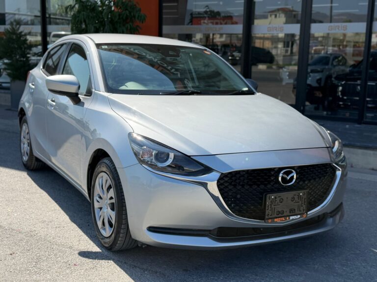 Mazda 2