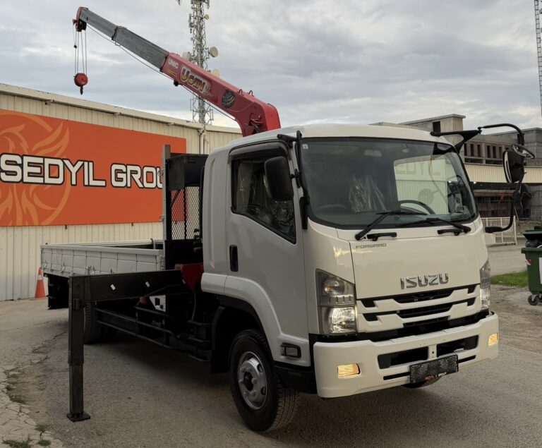 Isuzu Forward Vinçli